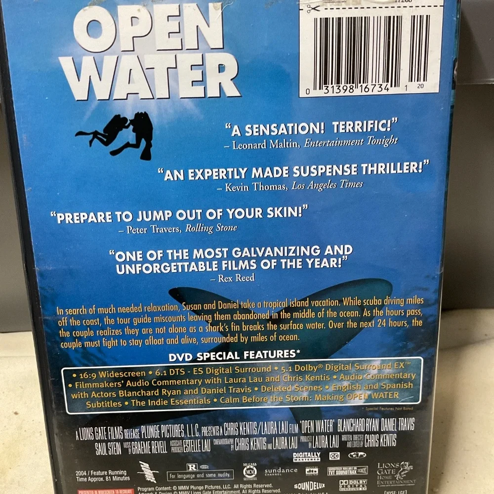 DVD - Open Water.  V132